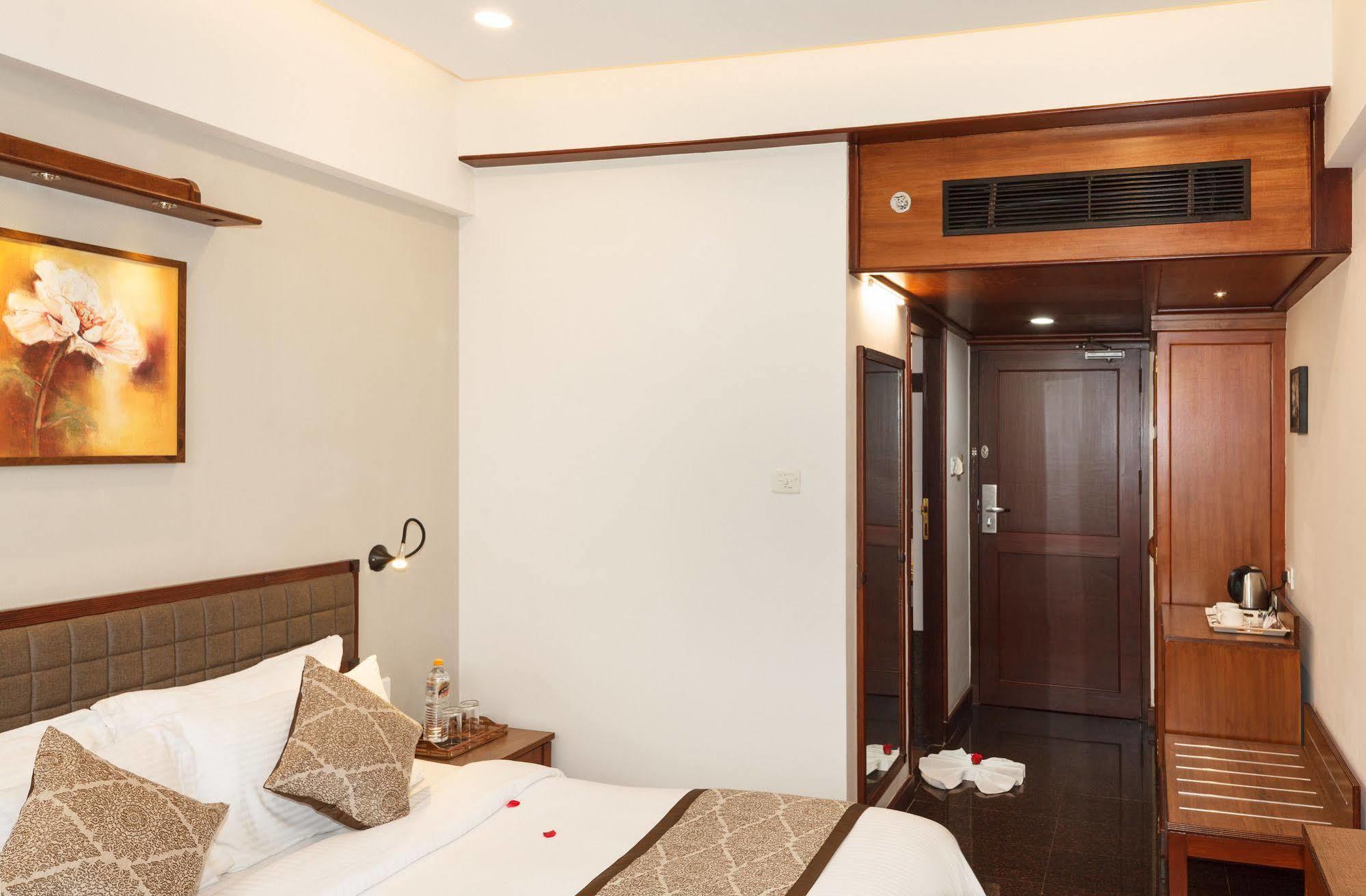 Keys Select By Lemon Tree Hotels, Malabar Gate, Кожикоде Экстерьер фото